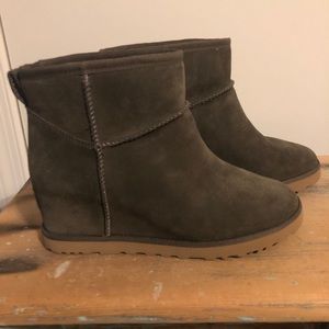UGG Classic Mini Wedge Bootie